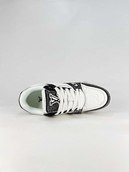 Louis Vuitton Trainer Low-Top Sneakers
