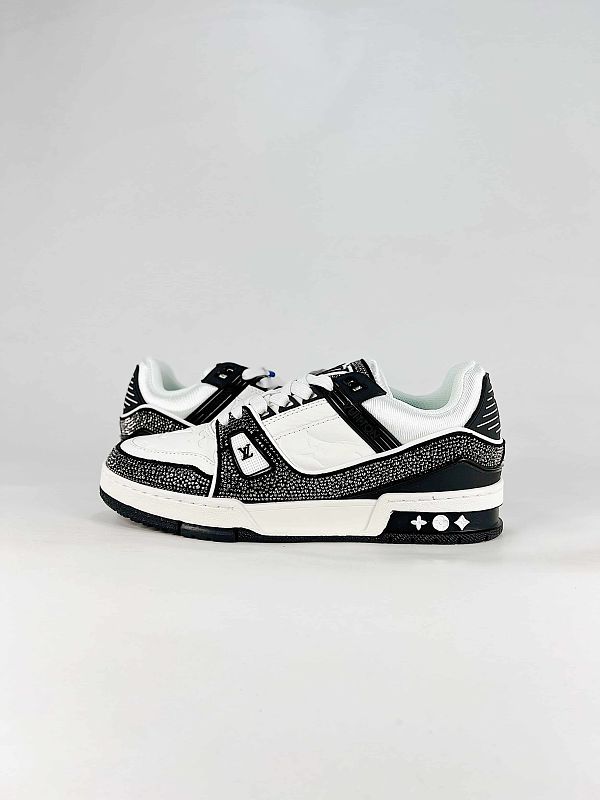 Louis Vuitton Trainer Low-Top Sneakers
