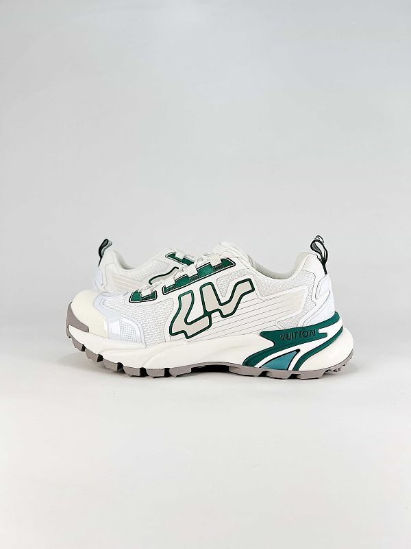 Louis Vuitton Tatic Runner Sneakers