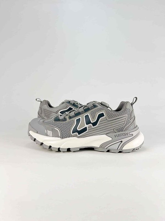 Louis Vuitton Tatic Runner Sneakers