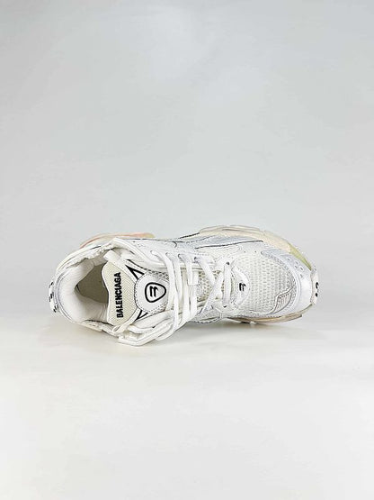 Runner Distressed Mesh Sneakers