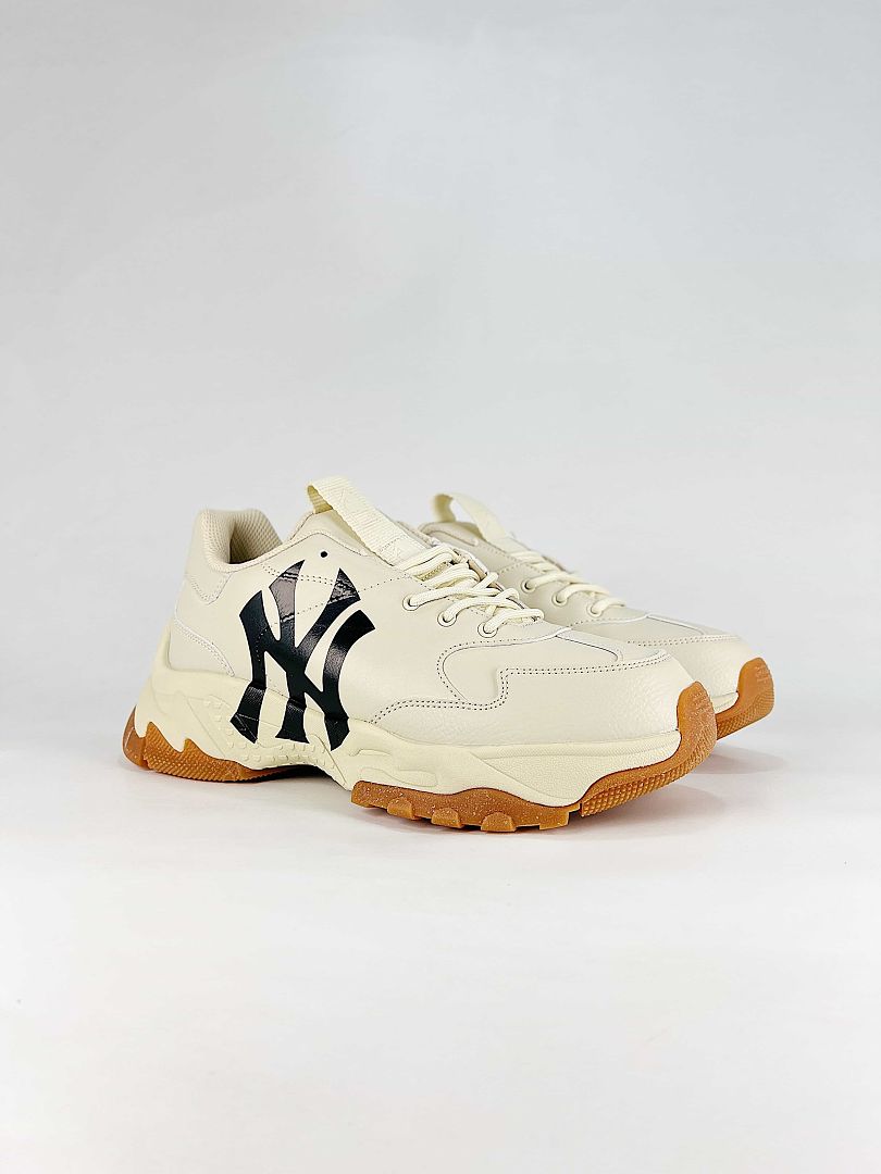 MLB Sneaker 002 - view 1