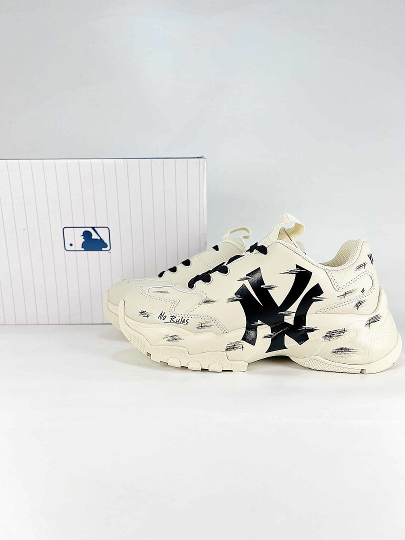 MLB Sneaker 009 - view 1