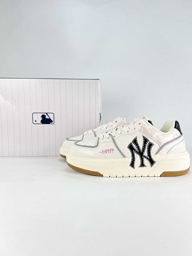 MLB Sneaker 016 - view 1