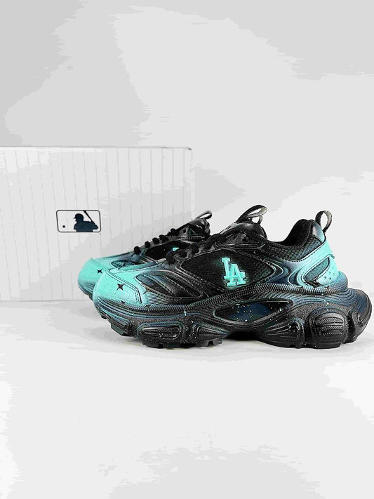 MLB Sneaker 027 - view 1