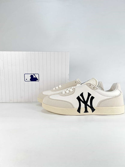 MLB Sneaker 034 - view 1