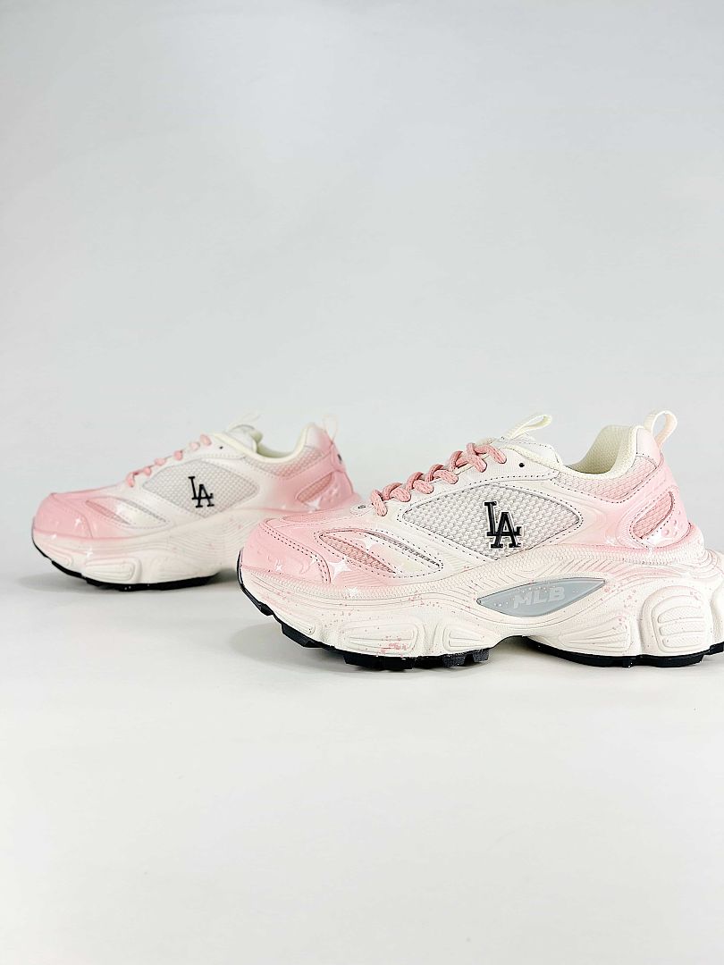 MLB Sneaker 036 - view 4