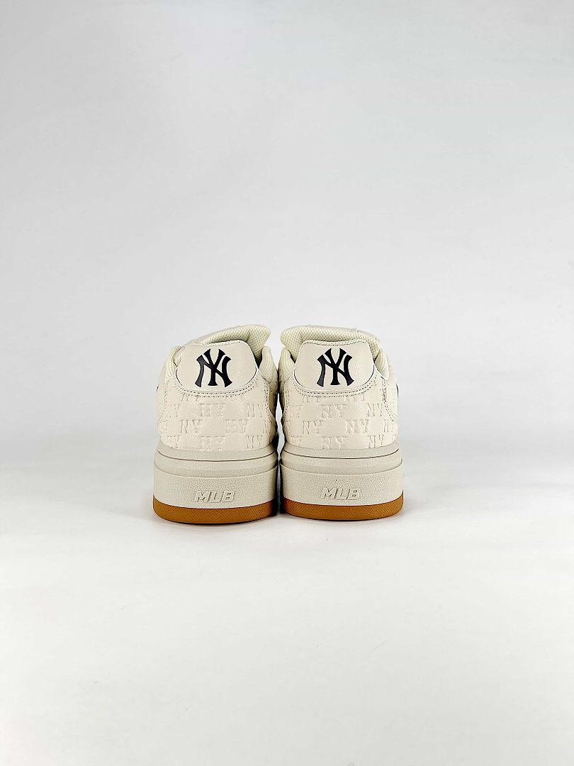 MLB Sneaker 038 - view 3