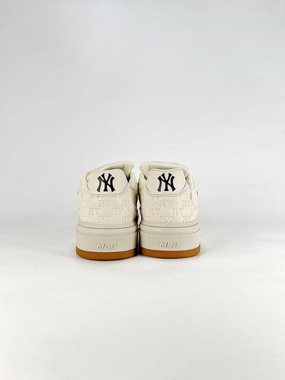 MLB Sneaker 038 - view 3