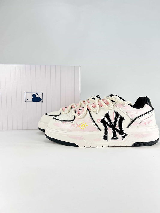 MLB Sneaker 039 - view 1