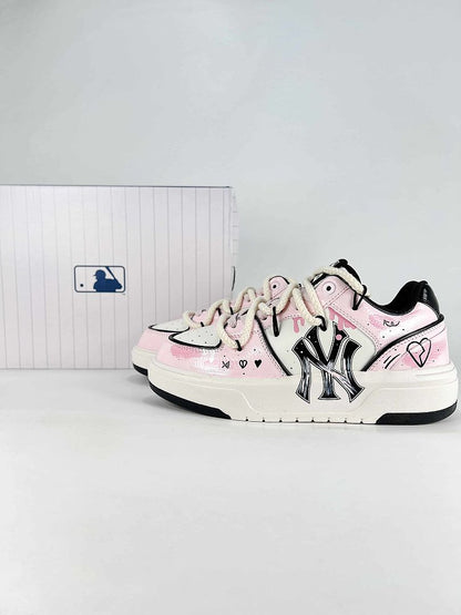 MLB Sneaker 043 - view 1
