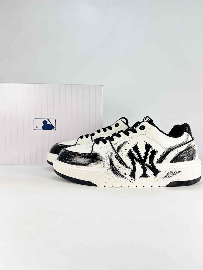 MLB Sneaker 046 - view 1