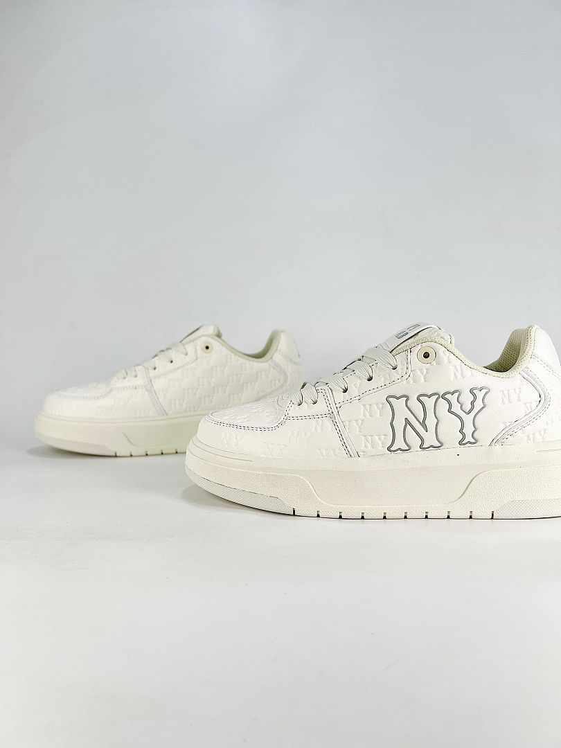 MLB Sneaker 047 - view 4