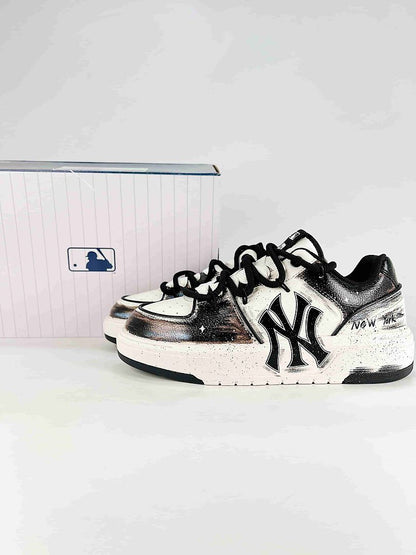 MLB Sneaker 048 - view 1