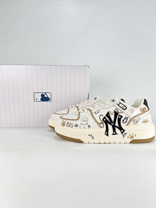 MLB Sneaker 051 - view 1