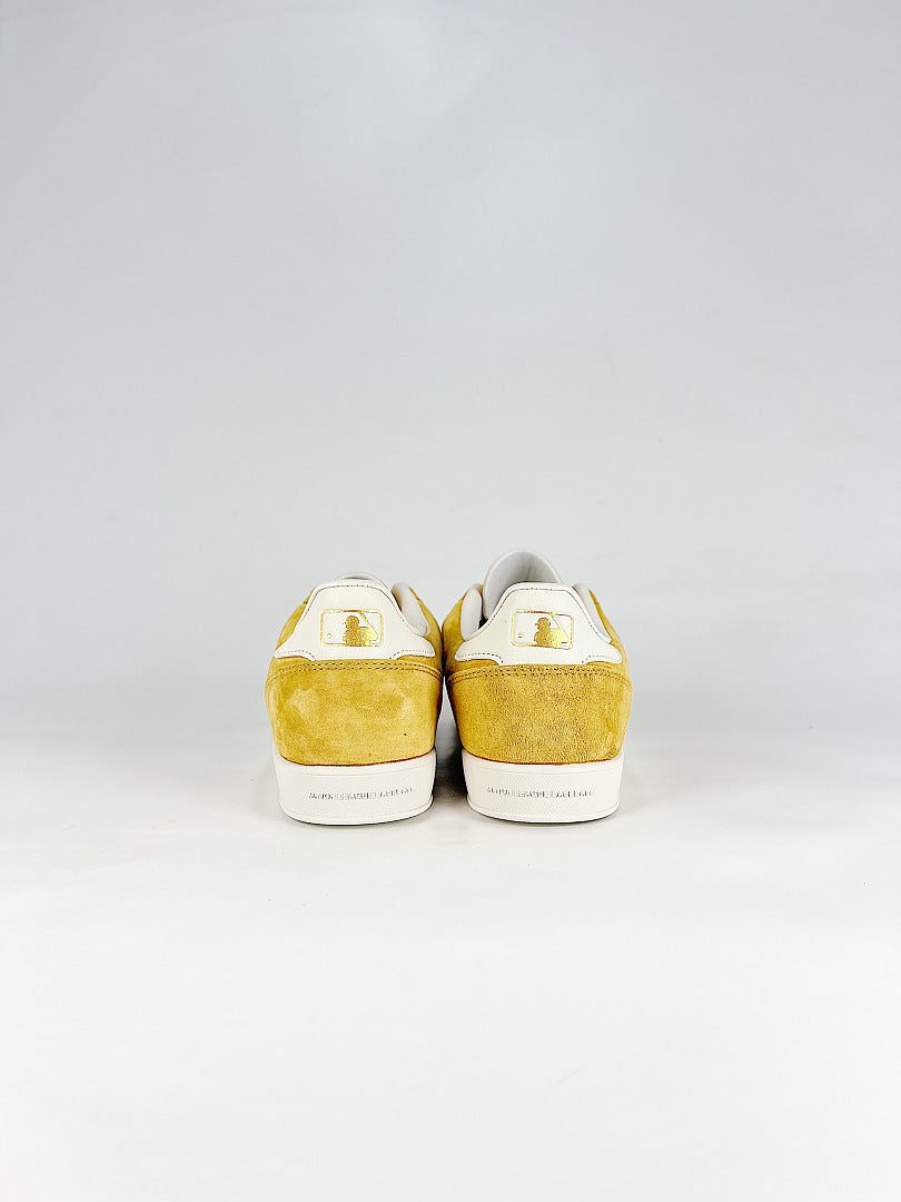 MLB Sneaker 056 - view 3