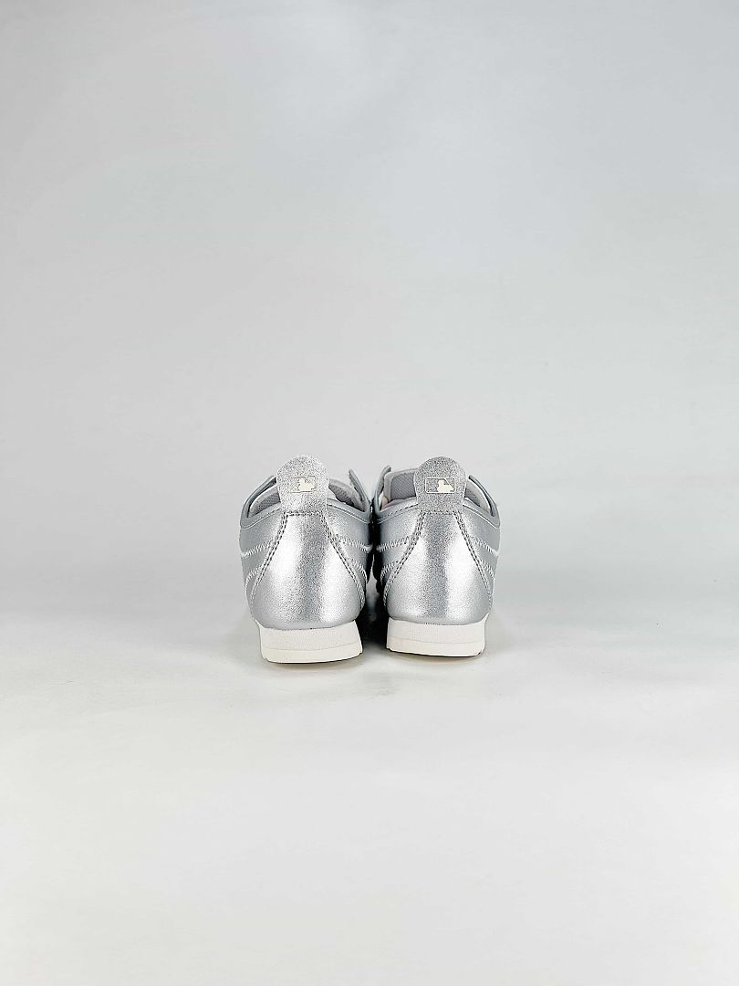 MLB Sneaker 057 - view 3