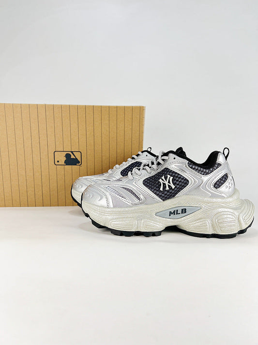 MLB Sneaker 059 - view 1