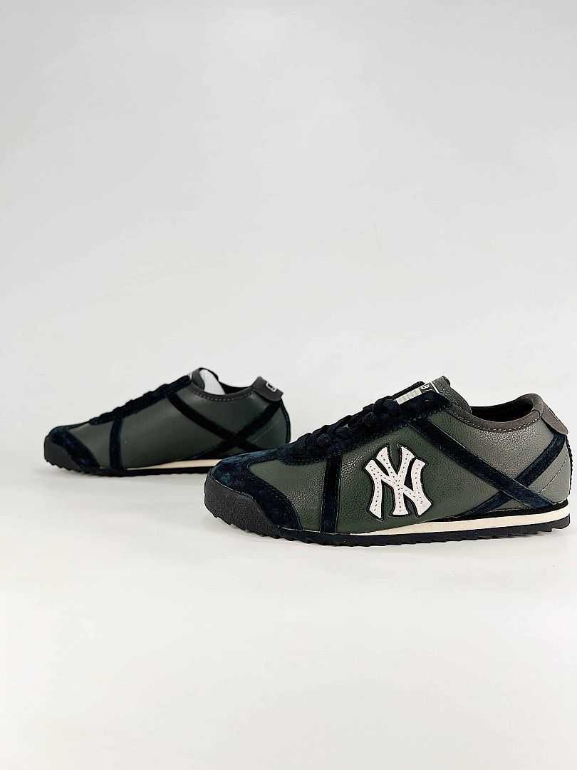 MLB Sneaker 064 - view 4