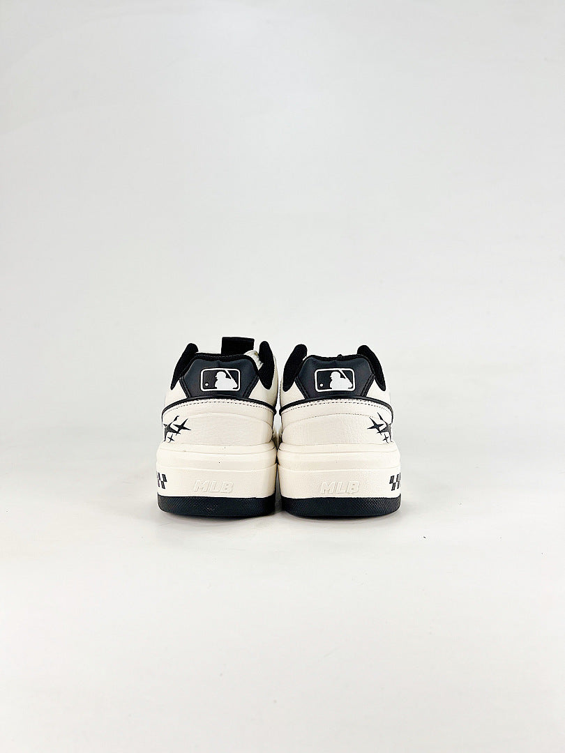MLB Sneaker 065 - view 3