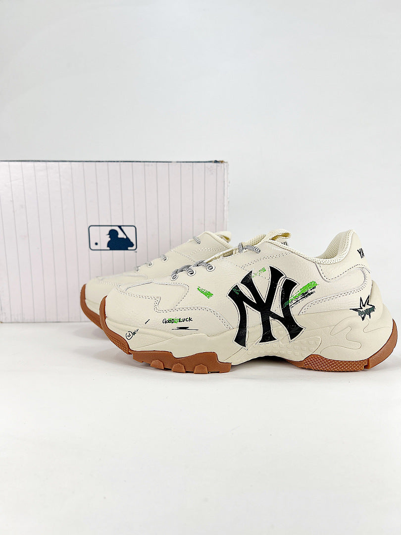 MLB Sneaker 070 - view 1