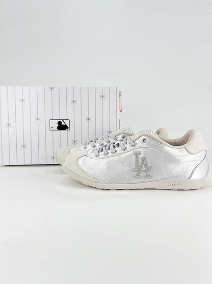 MLB Sneaker 078 - view 1