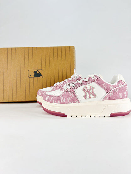 MLB Sneaker 081 - view 1