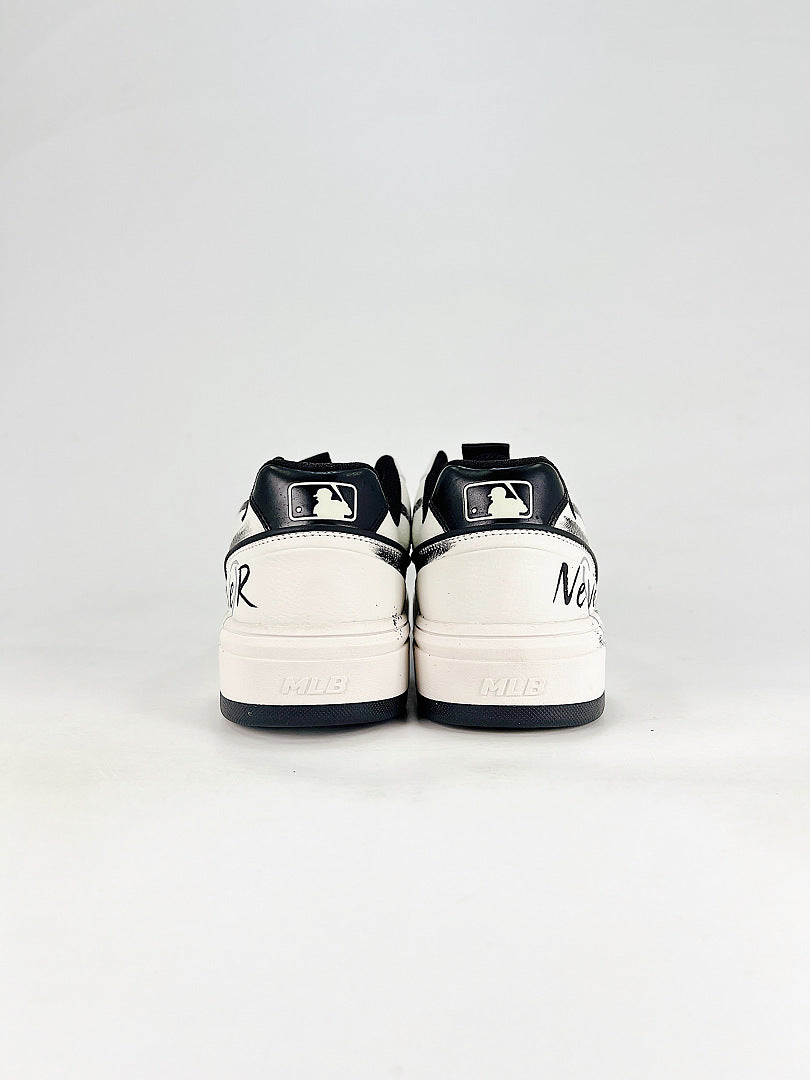 MLB Sneaker 085 - view 3