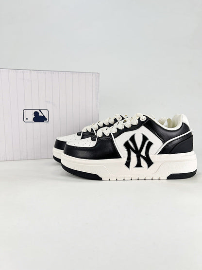MLB Sneaker 093 - view 1