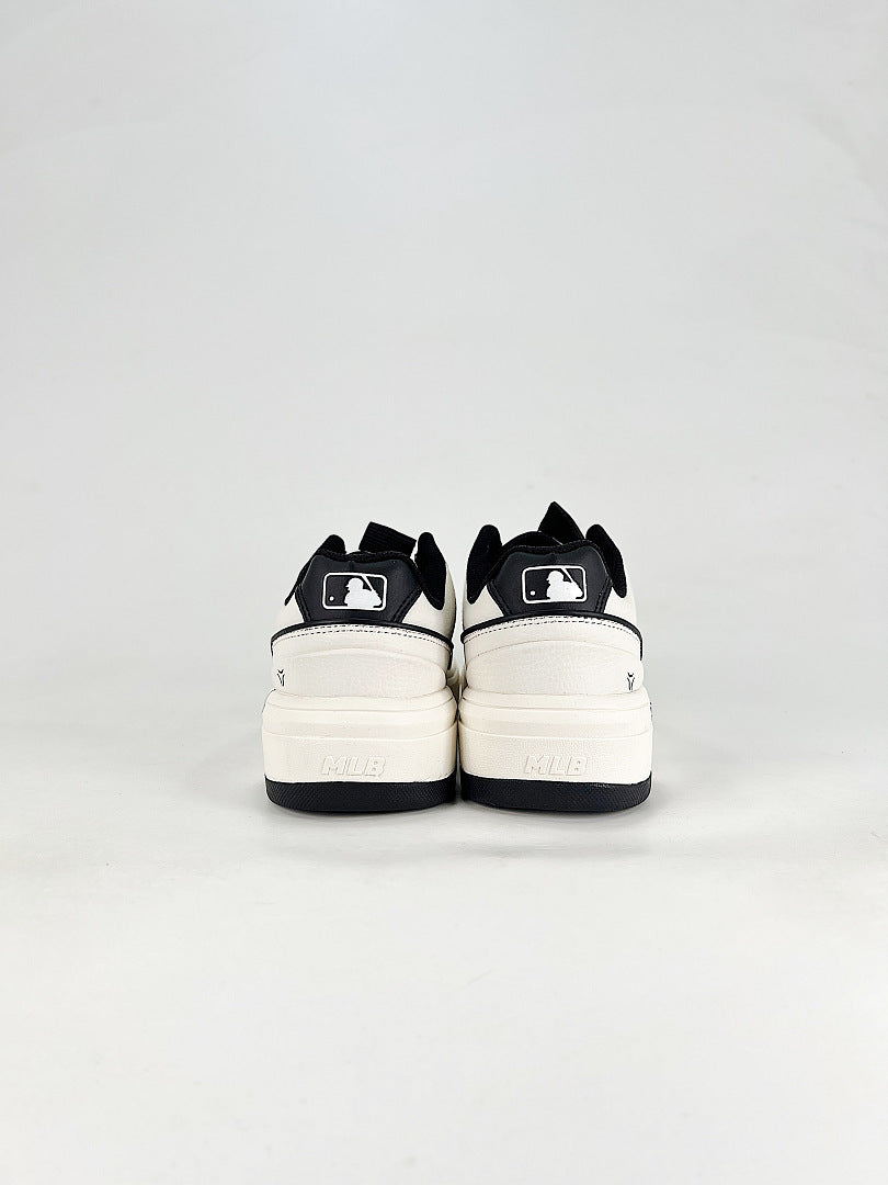 MLB Sneaker 107 - view 3