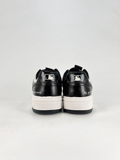 MLB Sneaker 110 - view 3