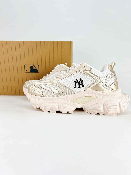 MLB Sneaker 119 - view 1