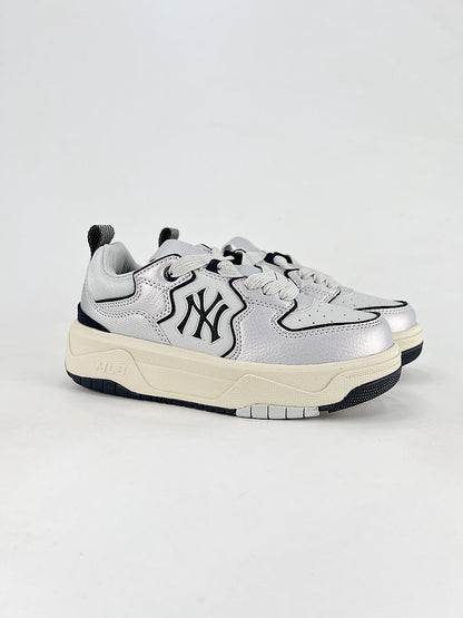 MLB Sneaker 124 - view 2