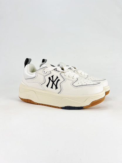 MLB Sneaker 131 - view 2
