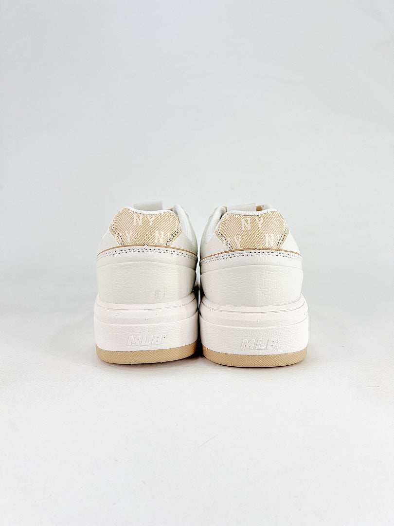 MLB Sneaker 136 - view 3