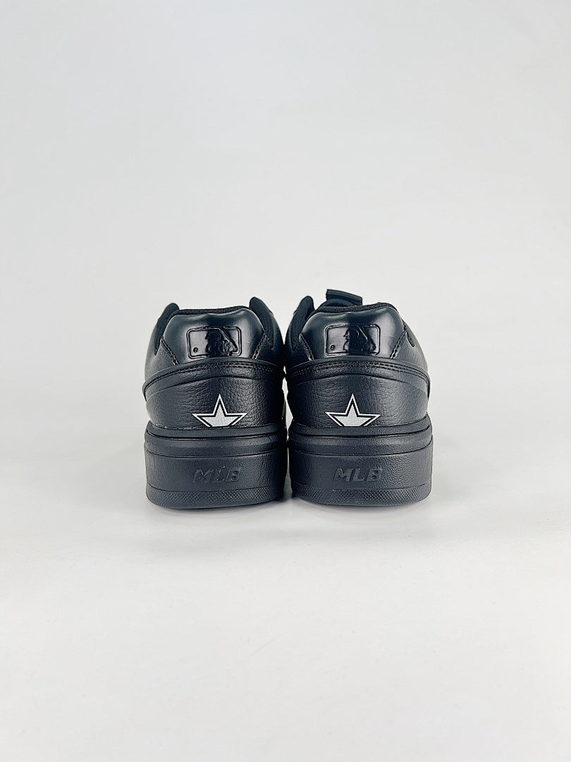 MLB Sneaker 153 - view 3