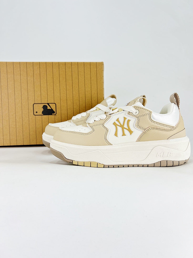 MLB Sneaker 171 - view 1