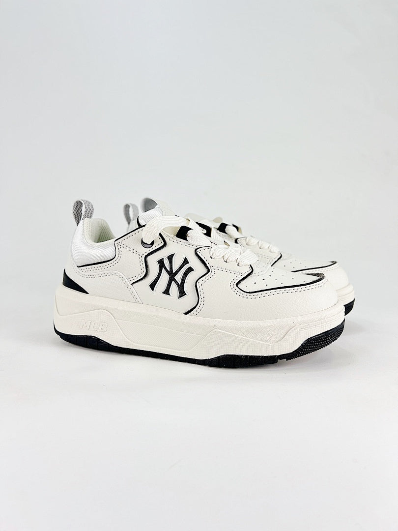 MLB Sneaker 172 - view 2