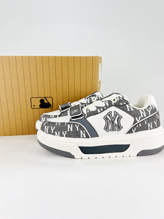 MLB Sneaker 181 - view 1